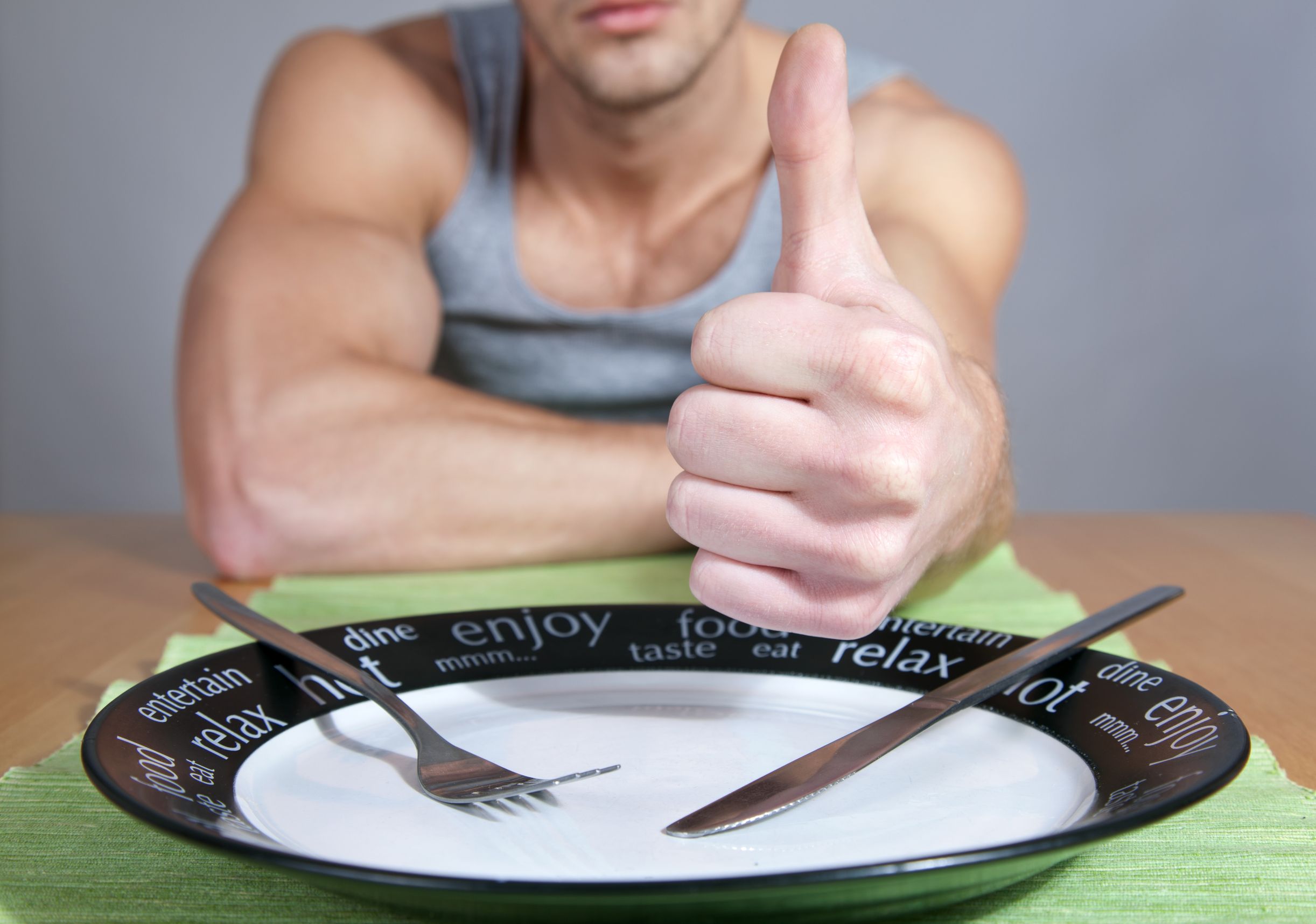 Gli errori da evitare a tavola tra dieta e allenamento